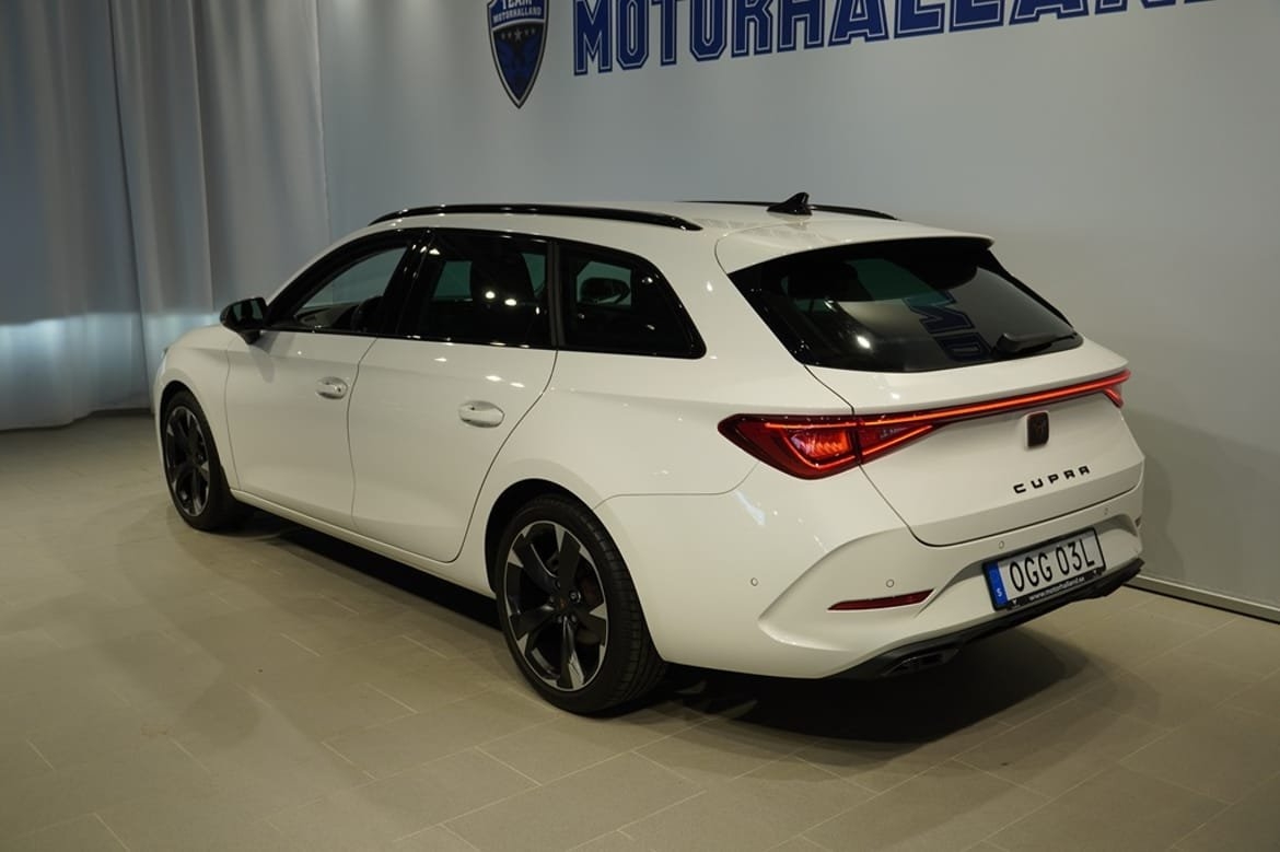 Cupra Leon Sportstourer 1.5 eTSI - Drag 2023, bild 3/10
