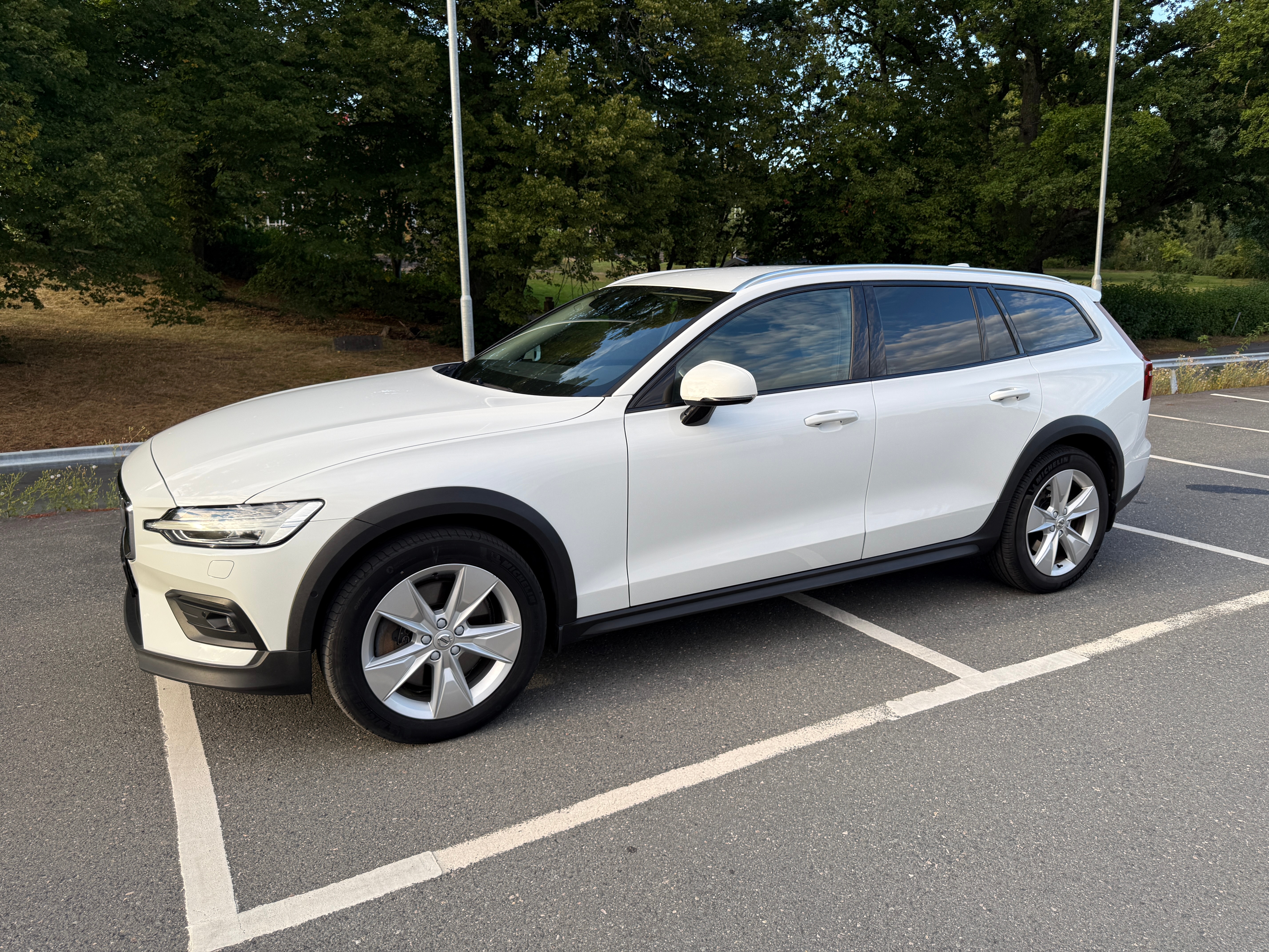 Volvo V60 Cross Country
