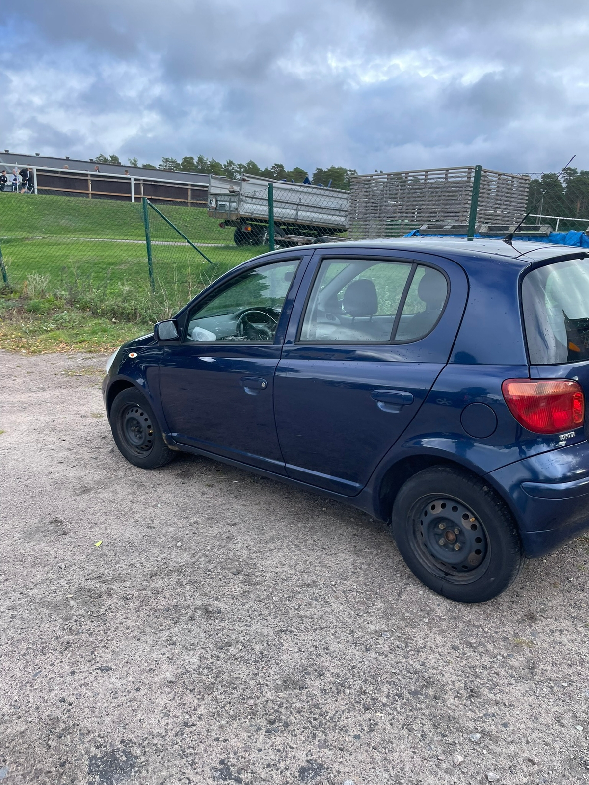 Toyota Yaris 5-dörrar 1.0 VVT-i Manuell 2004, bild 4/10