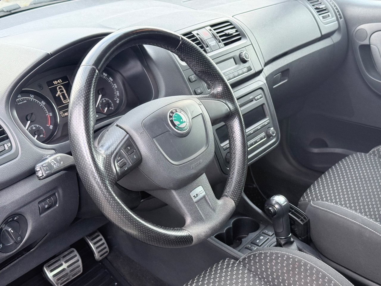 Skoda Fabia Automat RS 1.4 TSI RS Euro 5 2011, bild 5/10