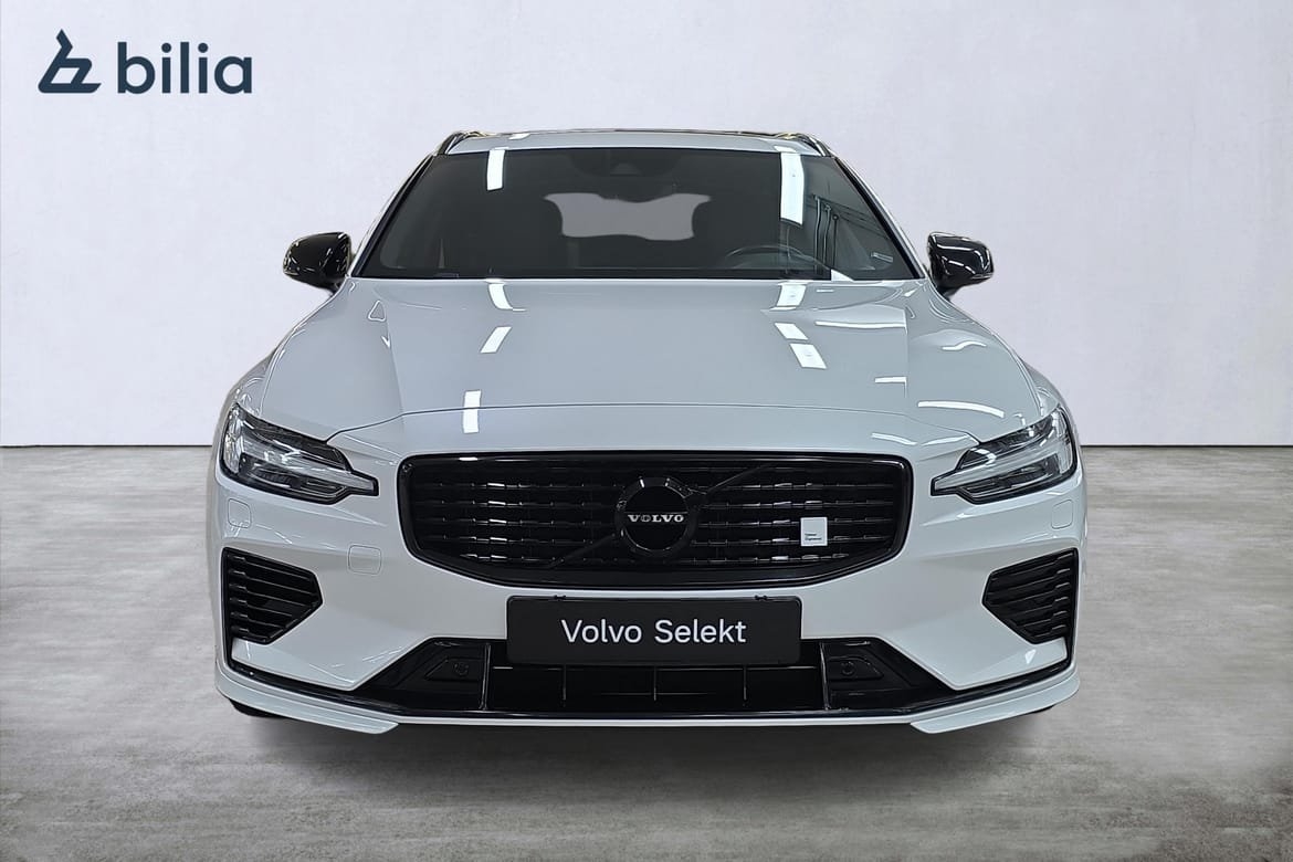 Volvo V60 2022, photo 6/10