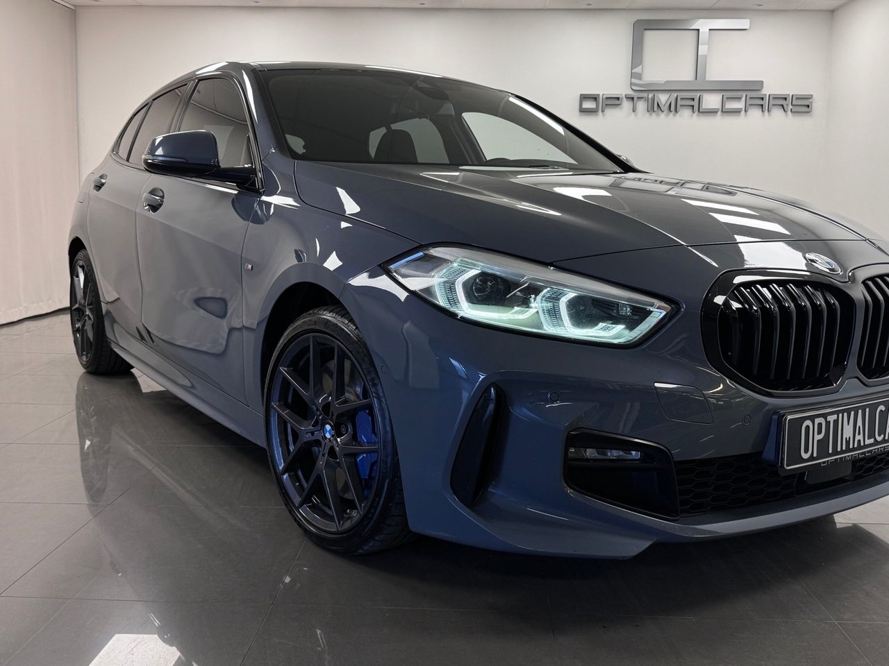 BMW 120 D xDrive M-Sport 2020, bild 2/10