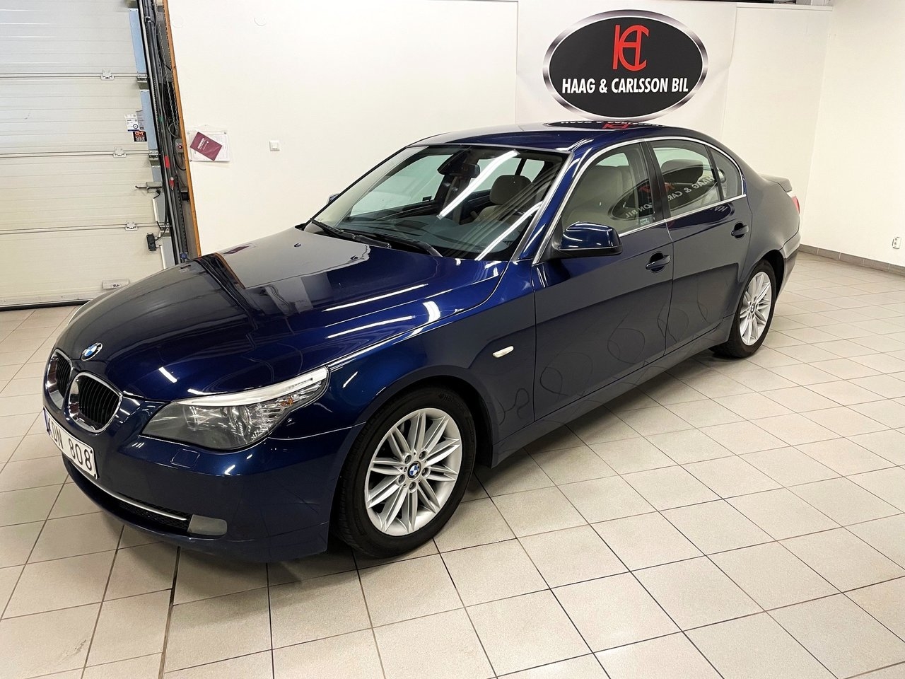 BMW 520 d Sedan Automat 177hk 2010, kuva 2/8