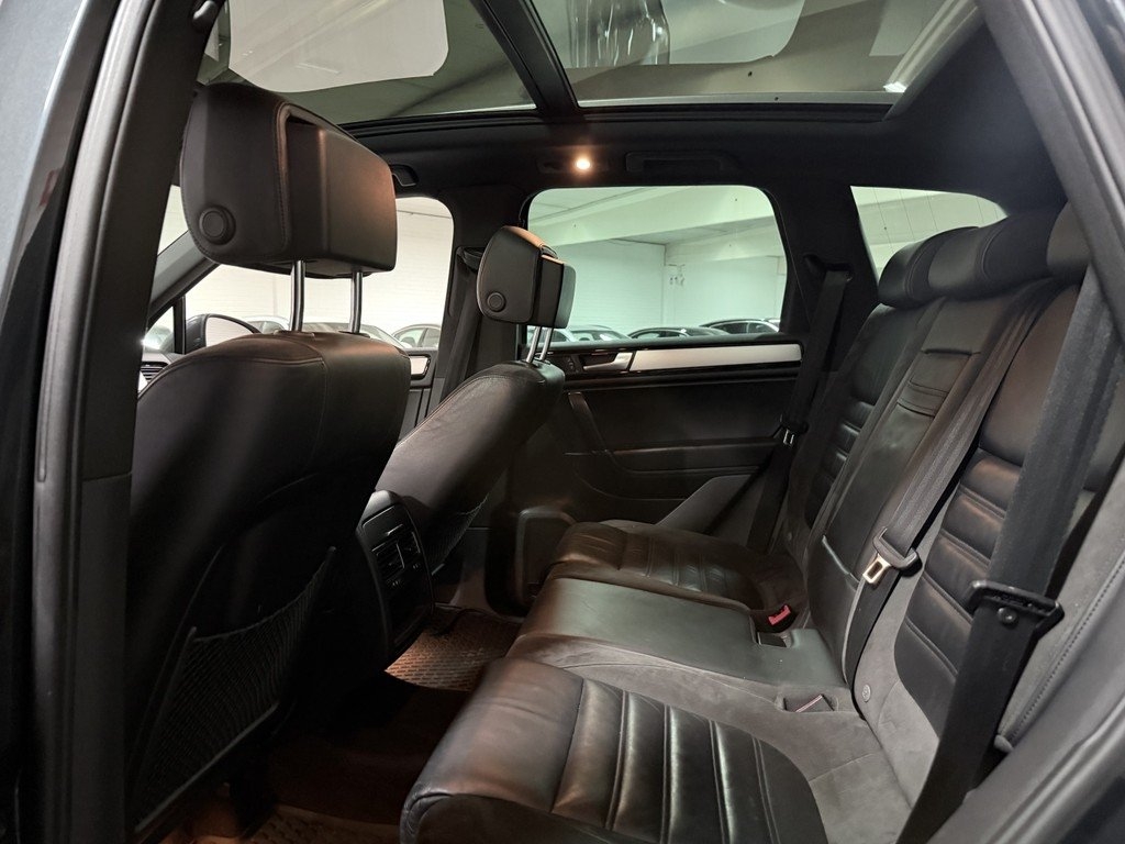 Volkswagen Touareg 2011, photo 6/7