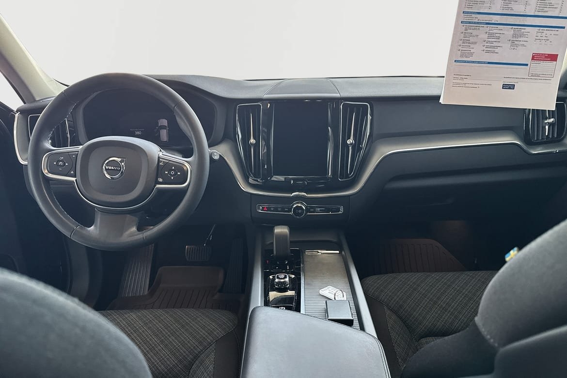Volvo XC60 B4 AWD Diesel Core 2024, bild 6/22