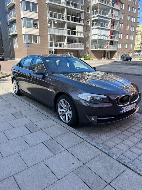 BMW 520 d Sedan Manuell 2011, kuva 3/5