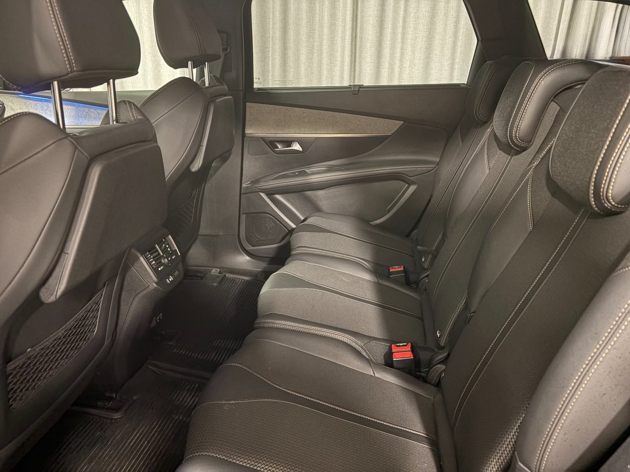 Peugeot 5008 2023, bild 4/10