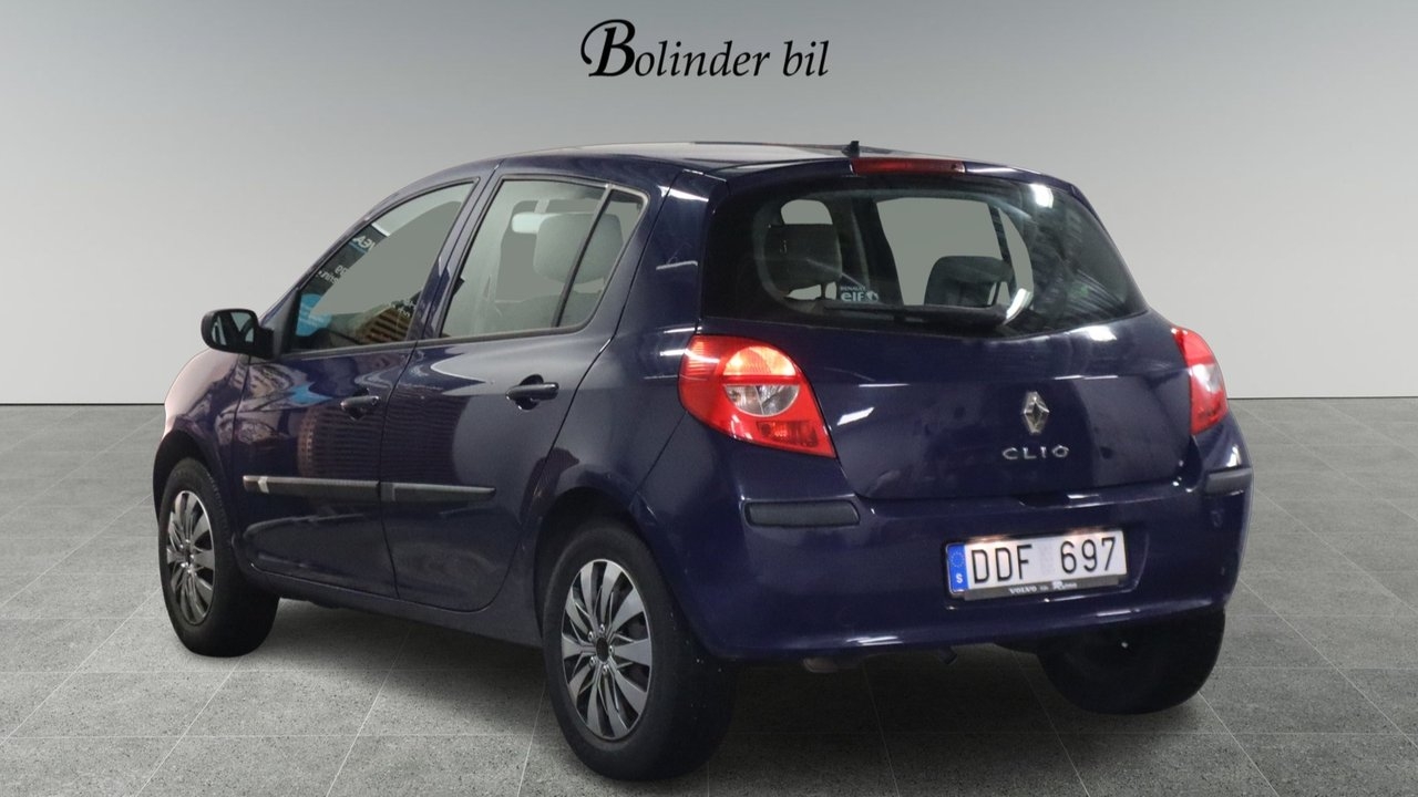 Renault Clio 2009, bild 6/17