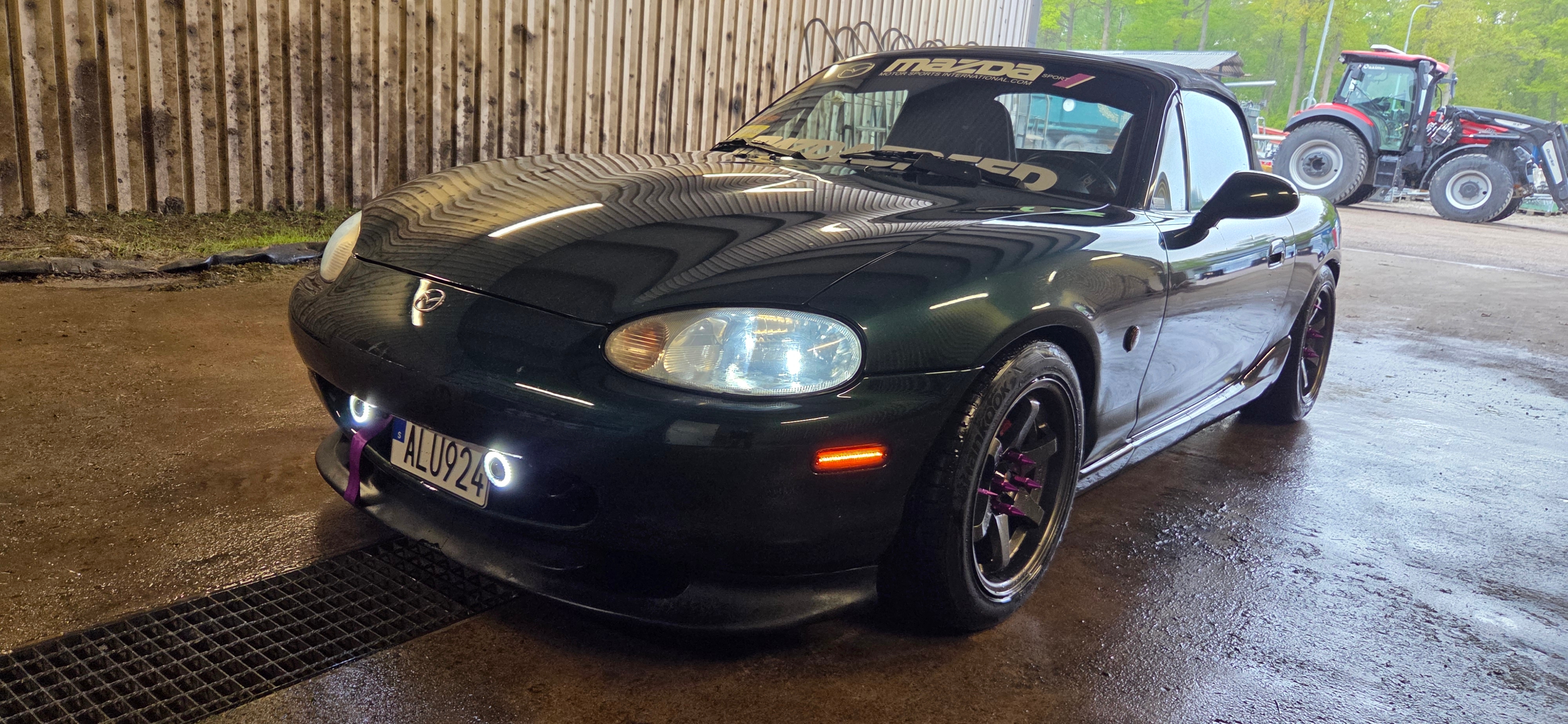 Mazda MX-5 1.6 Manuell 1998, bild 4/10
