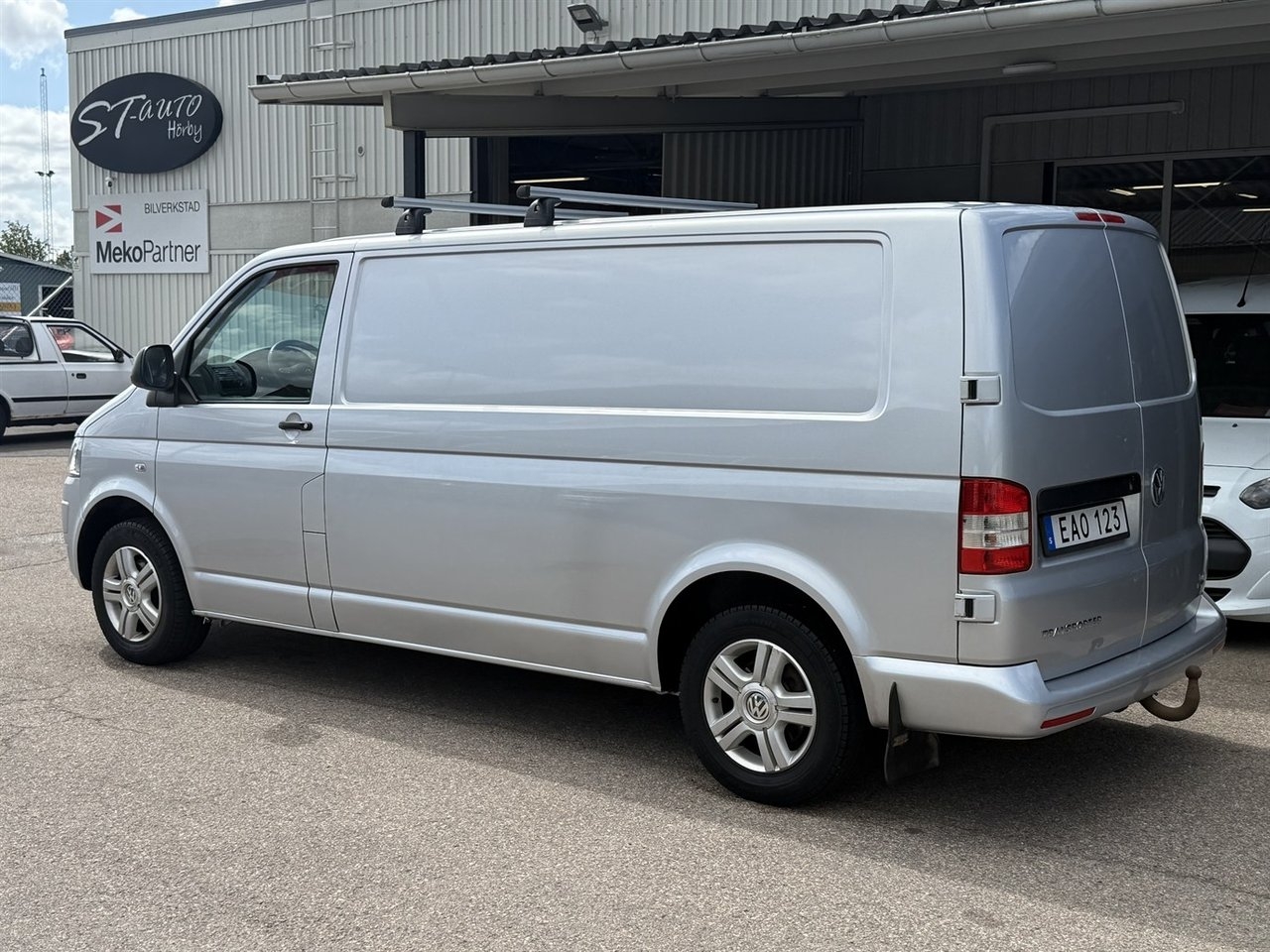 Volkswagen Transporter 2015, kuva 2/7