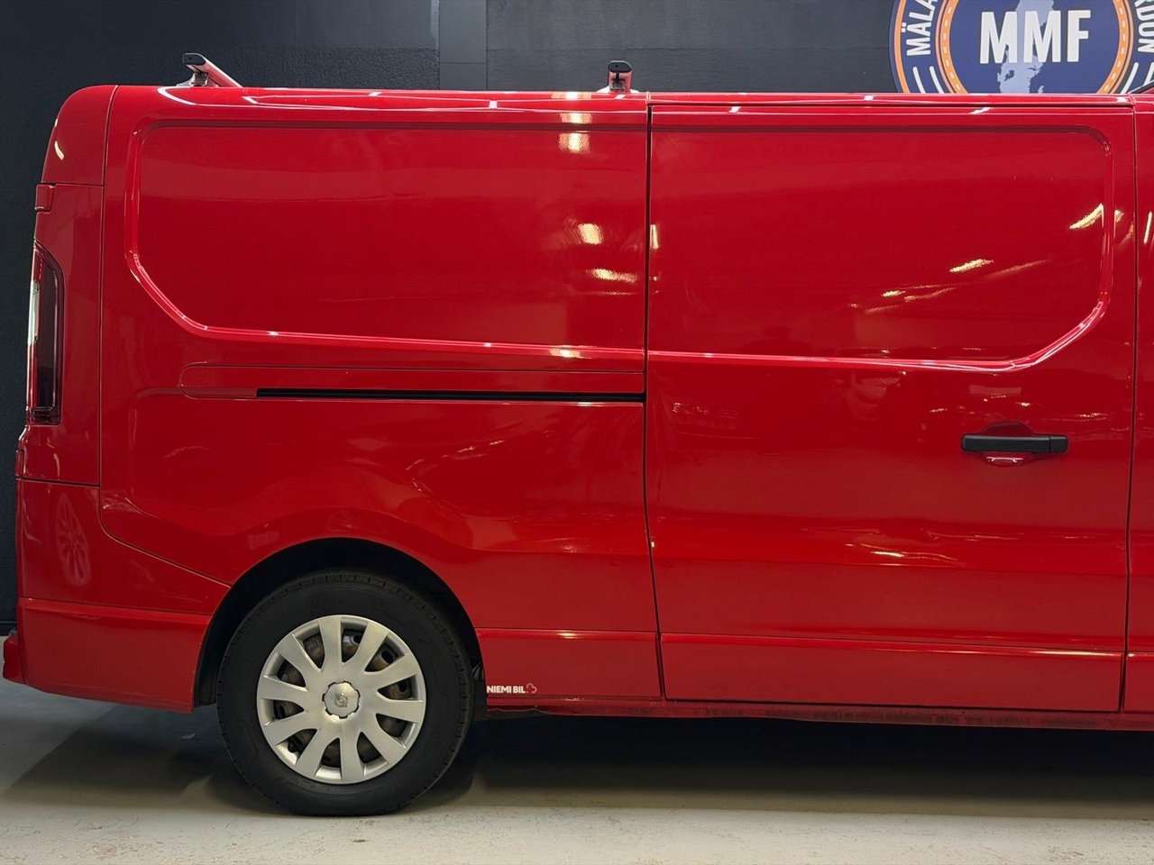 Opel Vivaro 2016, bild 2/10