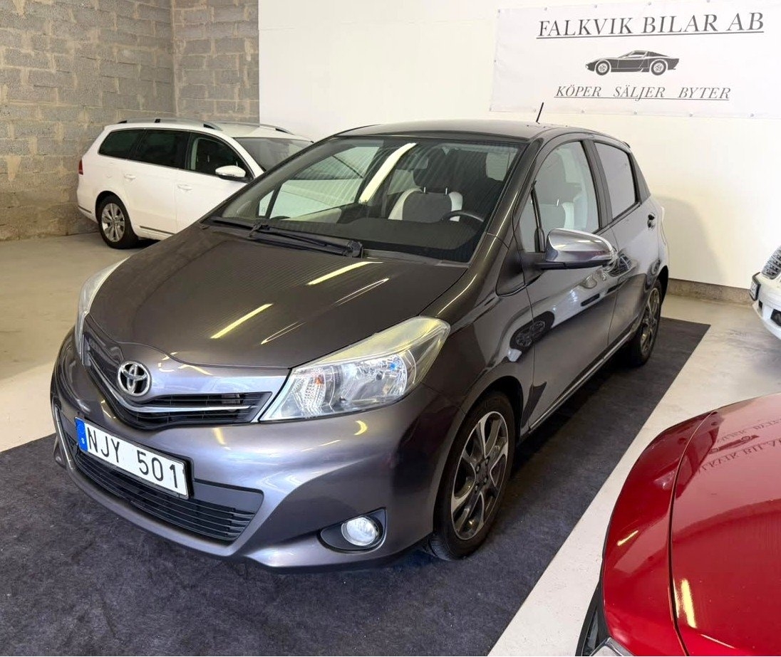 Toyota Yaris 2013, bild 3/10