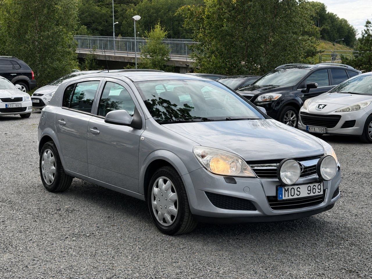 Opel Astra 2010, bild 2/10