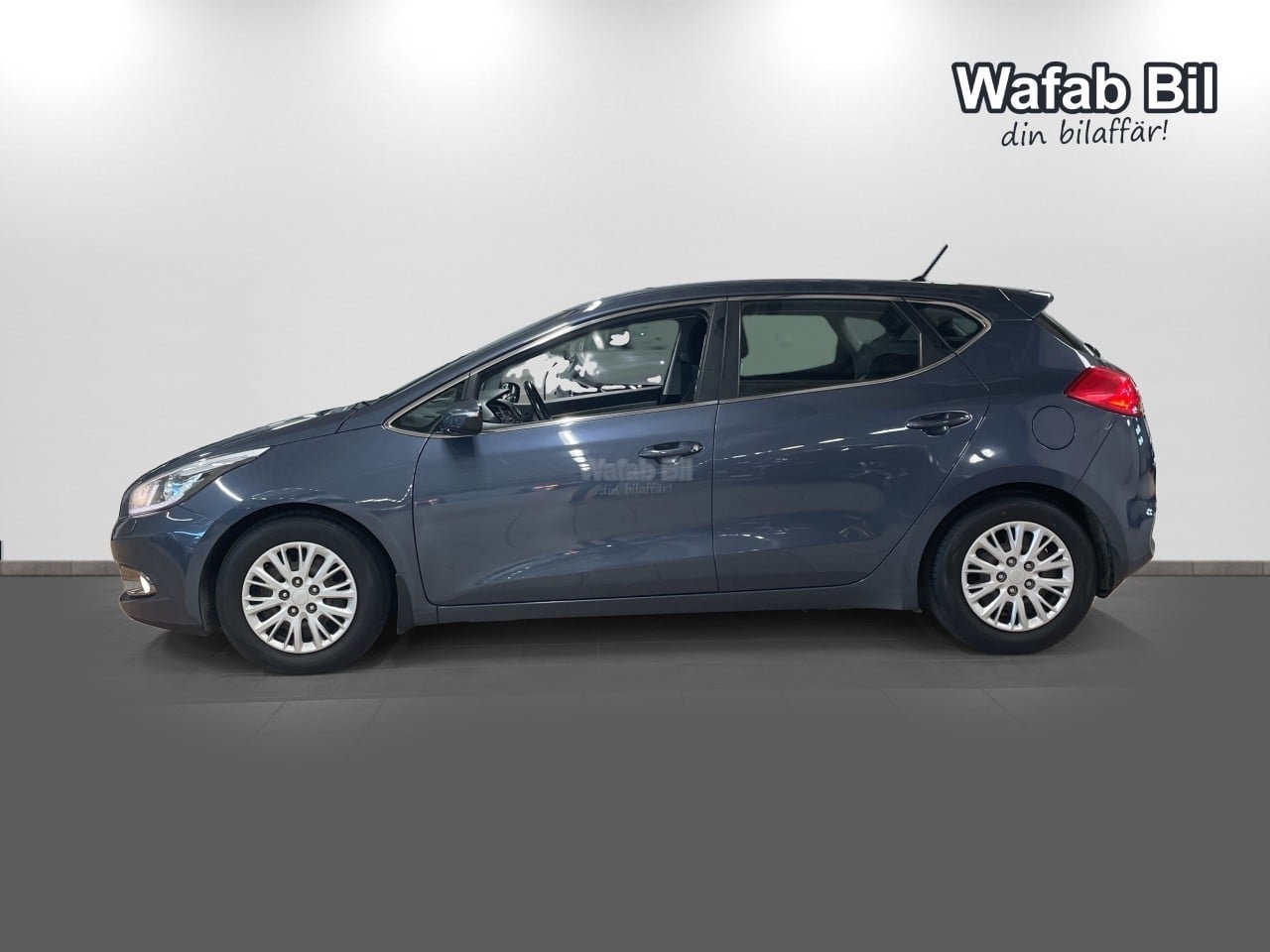 Kia Ceed 1.6 CRDI KOMFORT MANUELL 2014, kuva 4/14