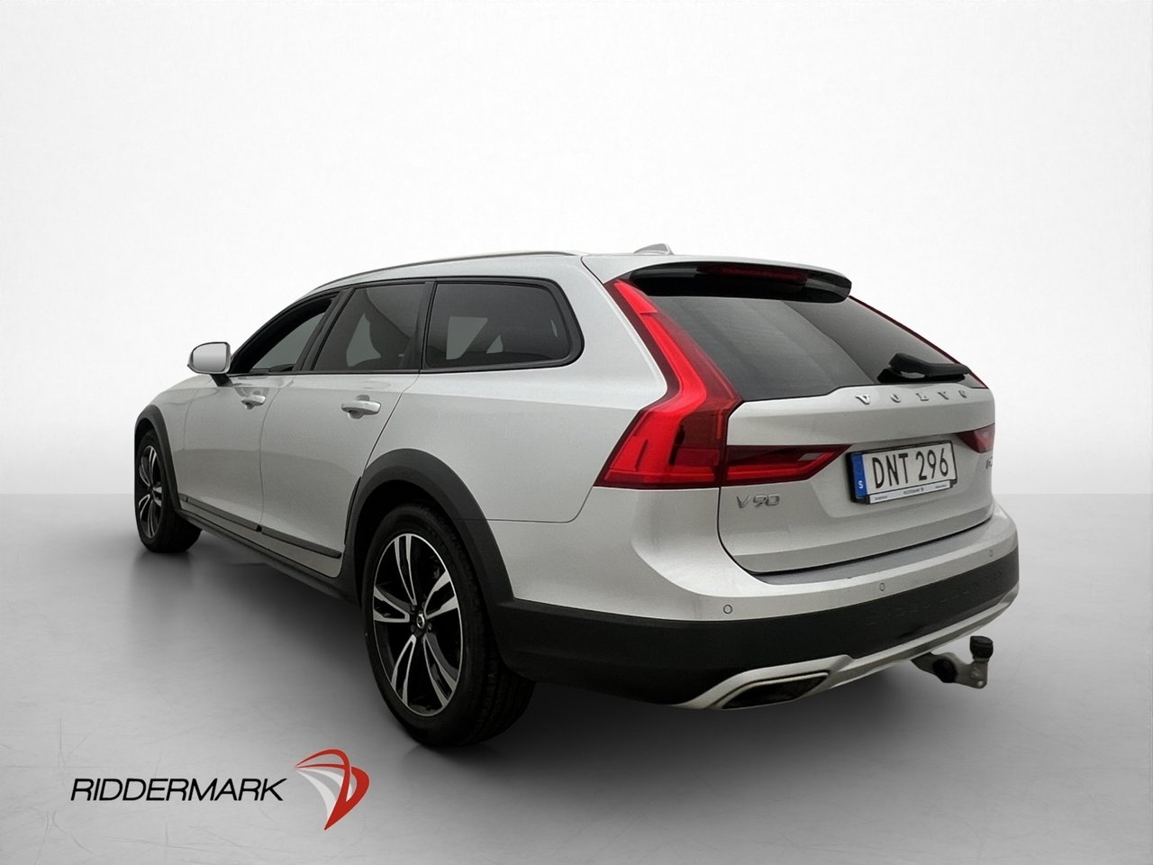 Volvo V90 Cross Country D4 AWD Pro 2019, bild 5/28