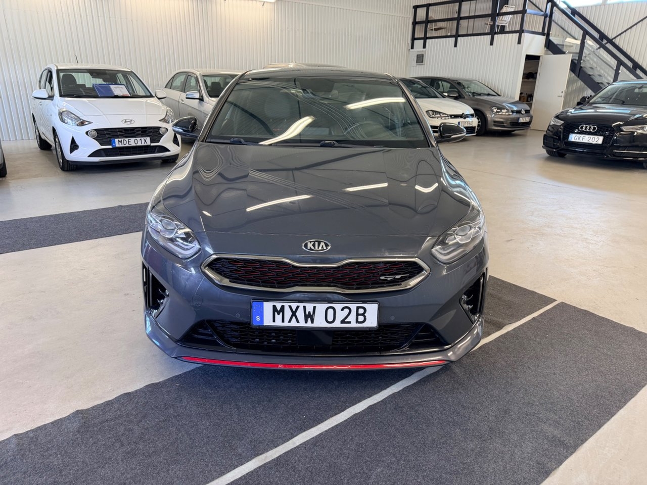 Kia Ceed Pro GT 1.6 T-GDI DCT, 204hk GPS 2019, photo 2/10