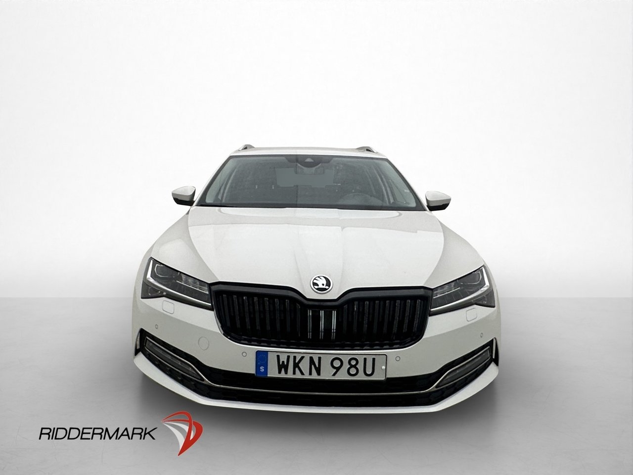 Skoda Superb 2021, bild 2/30