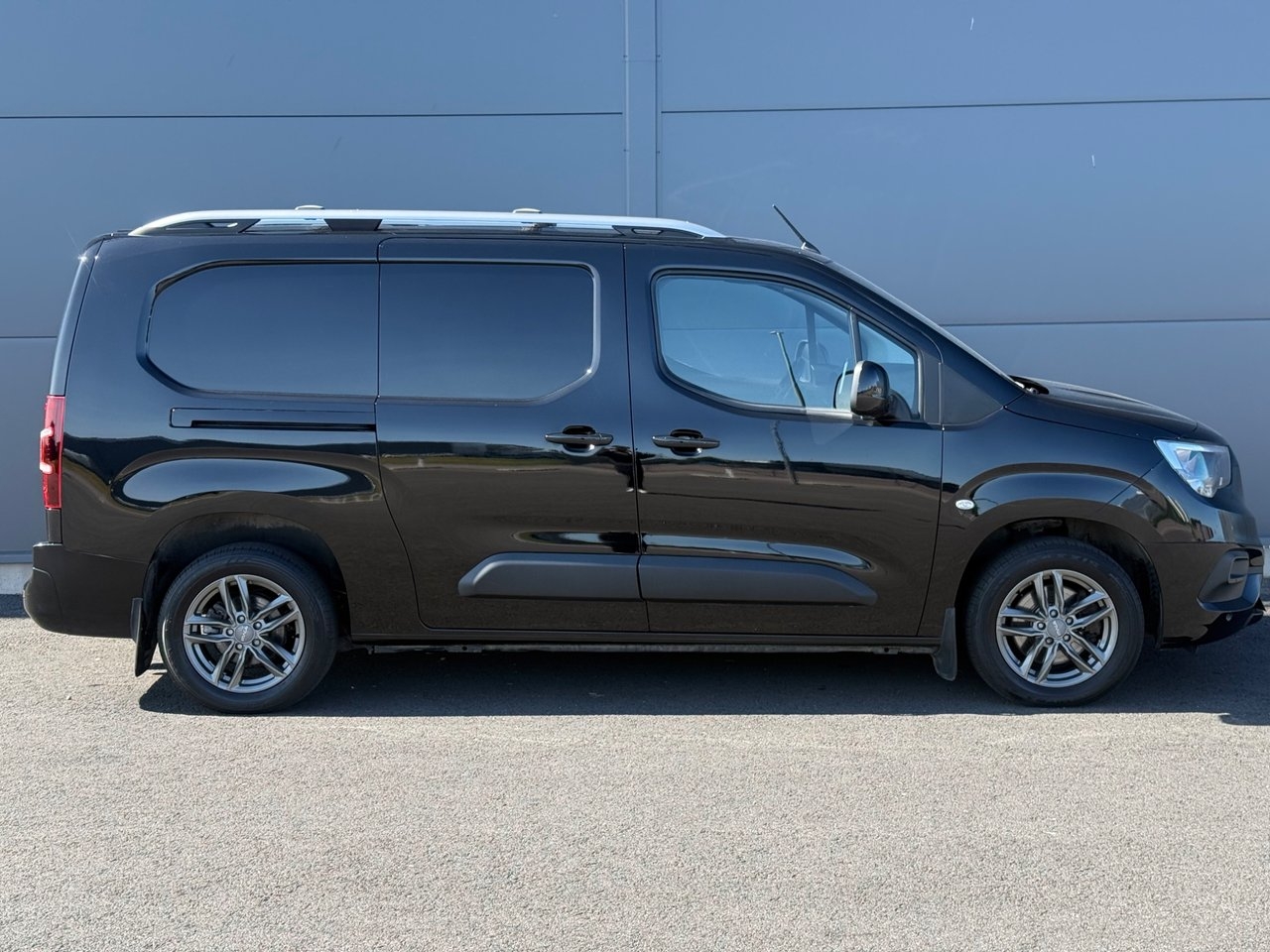 Opel Combo 1.5 BlueHDi 130 EAT 2021, bild 6/10