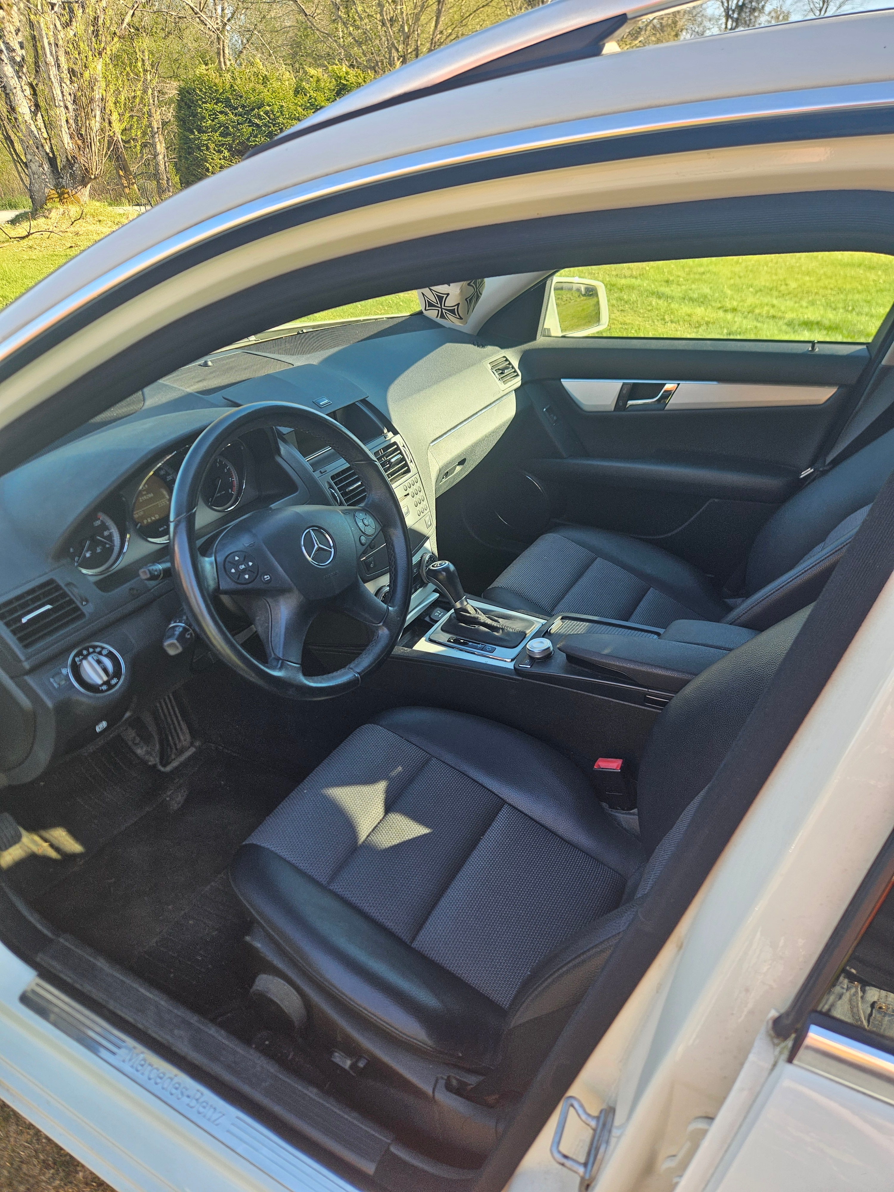 Mercedes-Benz C 2010, bild 5/8