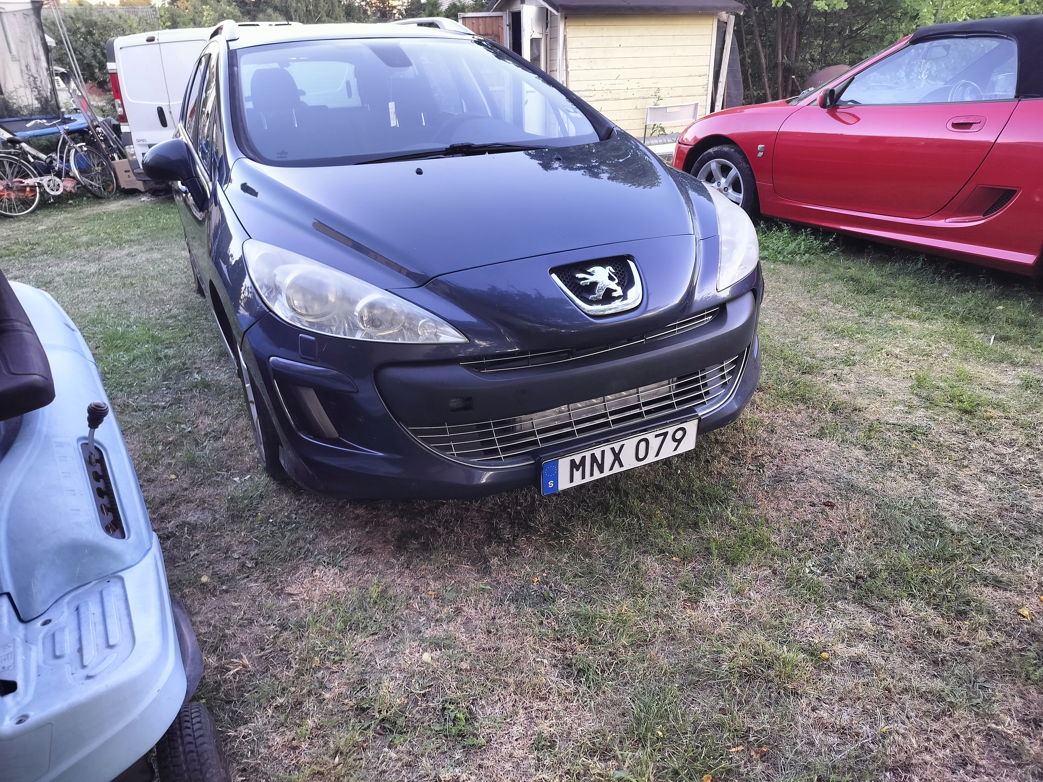 Peugeot 308 SW 1.6 HDi FAP Manuell 2009, bild 2/10