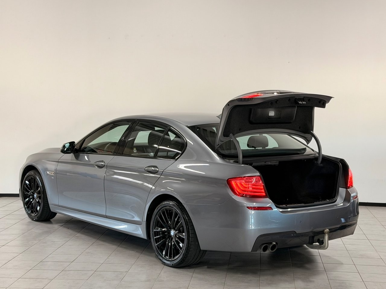 BMW 520 d xDrive Sedan Facelift 2014, bild 6/10