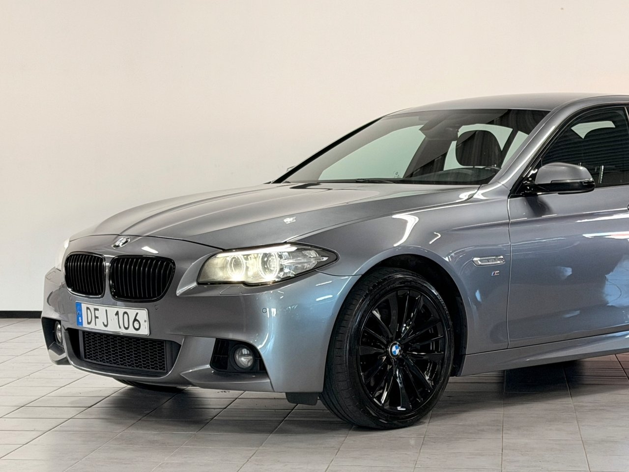 BMW 520 d xDrive Sedan Facelift 2014, bild 4/10
