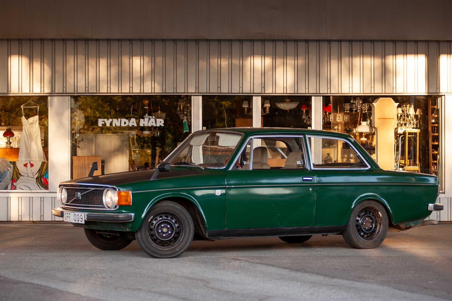 Volvo 142