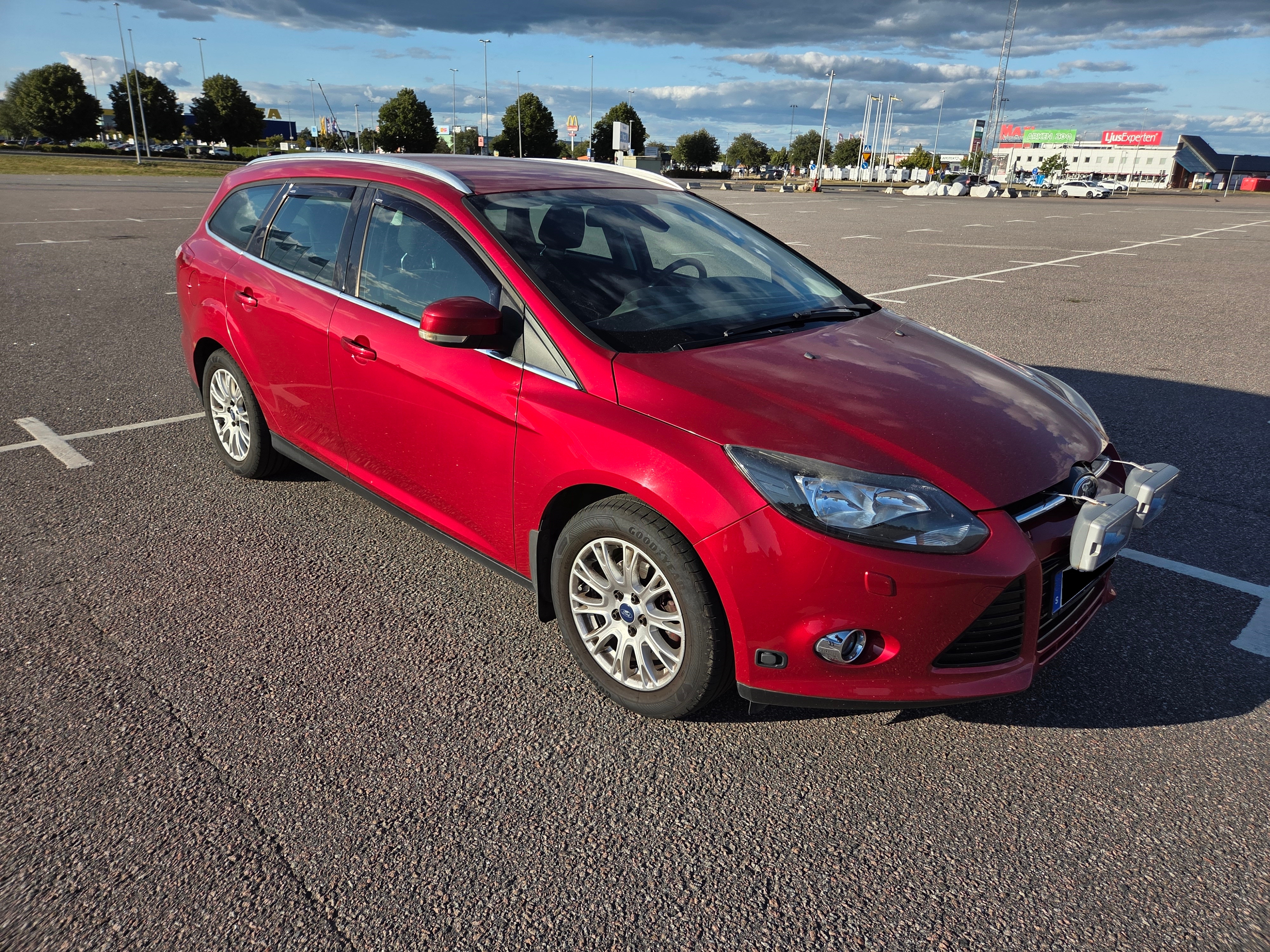 Ford Focus 2011, photo 3/7