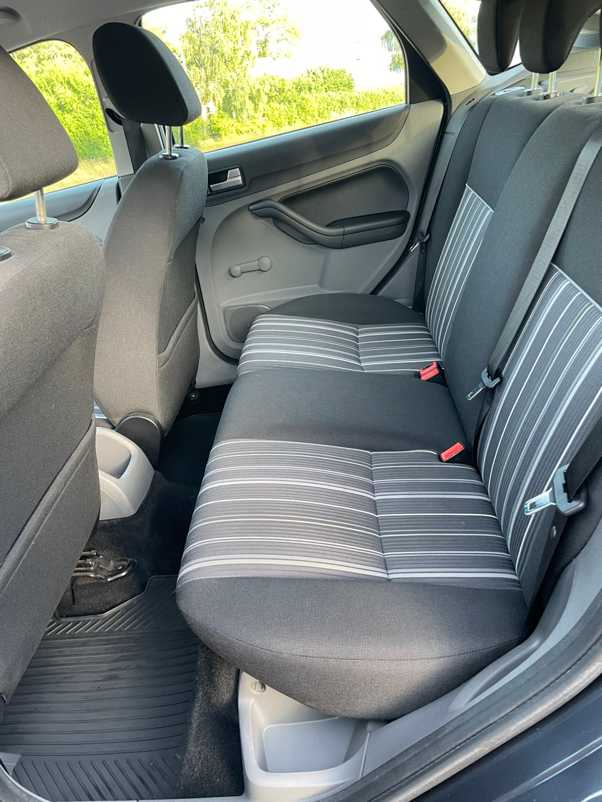 Ford Focus 2009, photo 5/10