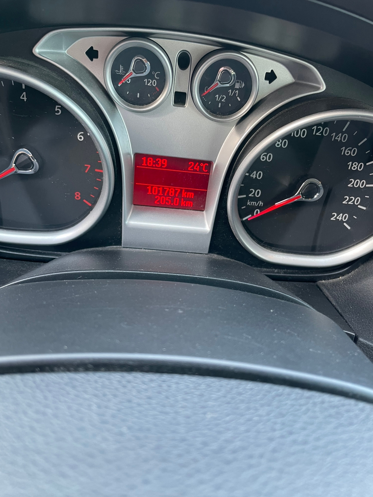 Ford Focus 2009, photo 3/10