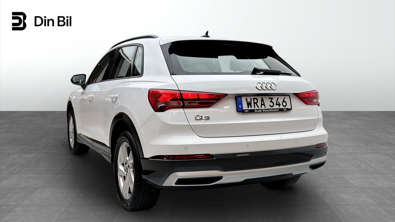 Audi Q3 35 TFSI 150HK Cockpit 2024, bild 3/14