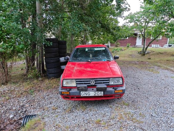 Volkswagen Jetta 4-dörrar 1.8 Manual 1990, bild 2/6