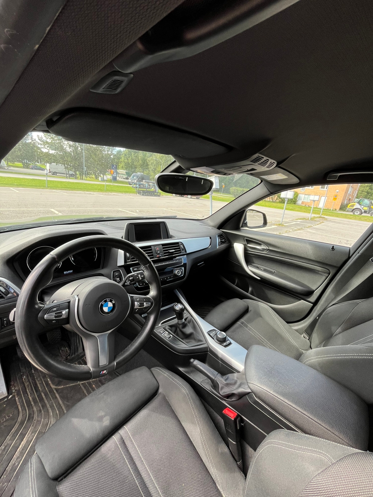 BMW 118 i 5-dörrars Manuell 2019, bild 5/5