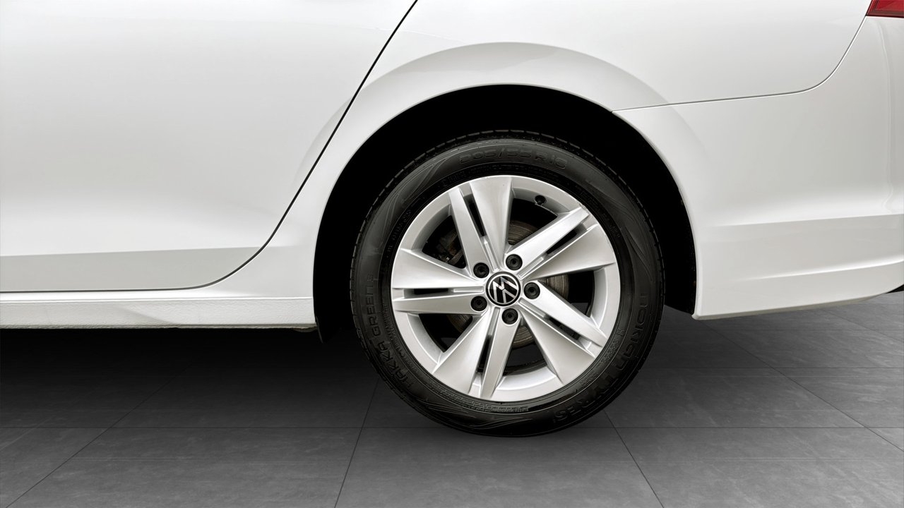 Volkswagen Golf 2022, photo 6/18