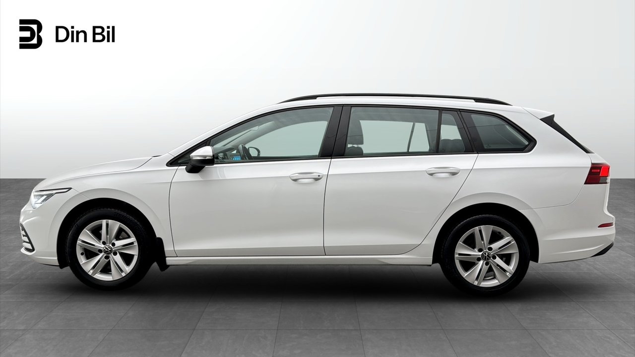 Volkswagen Golf 2022, photo 2/18