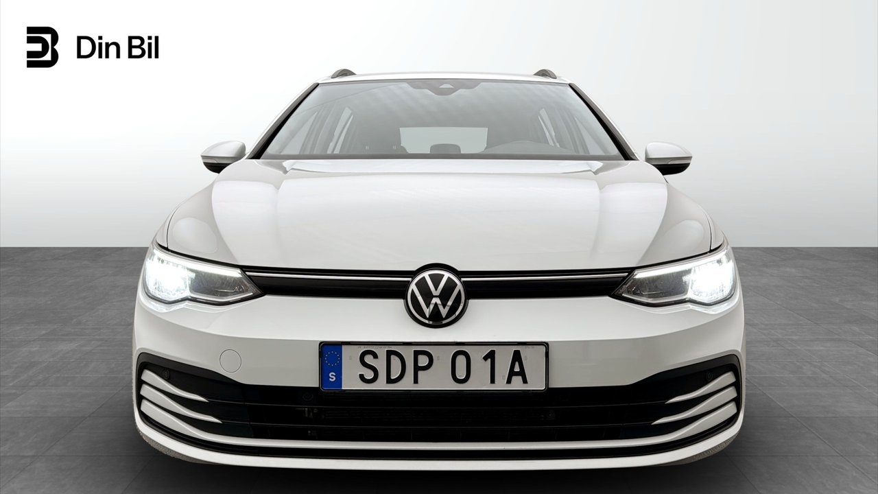 Volkswagen Golf 2022, photo 4/18