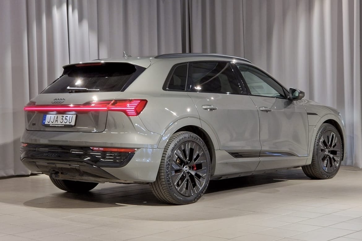 Audi Q8 55 e-tron quattro 2024, bild 5/10