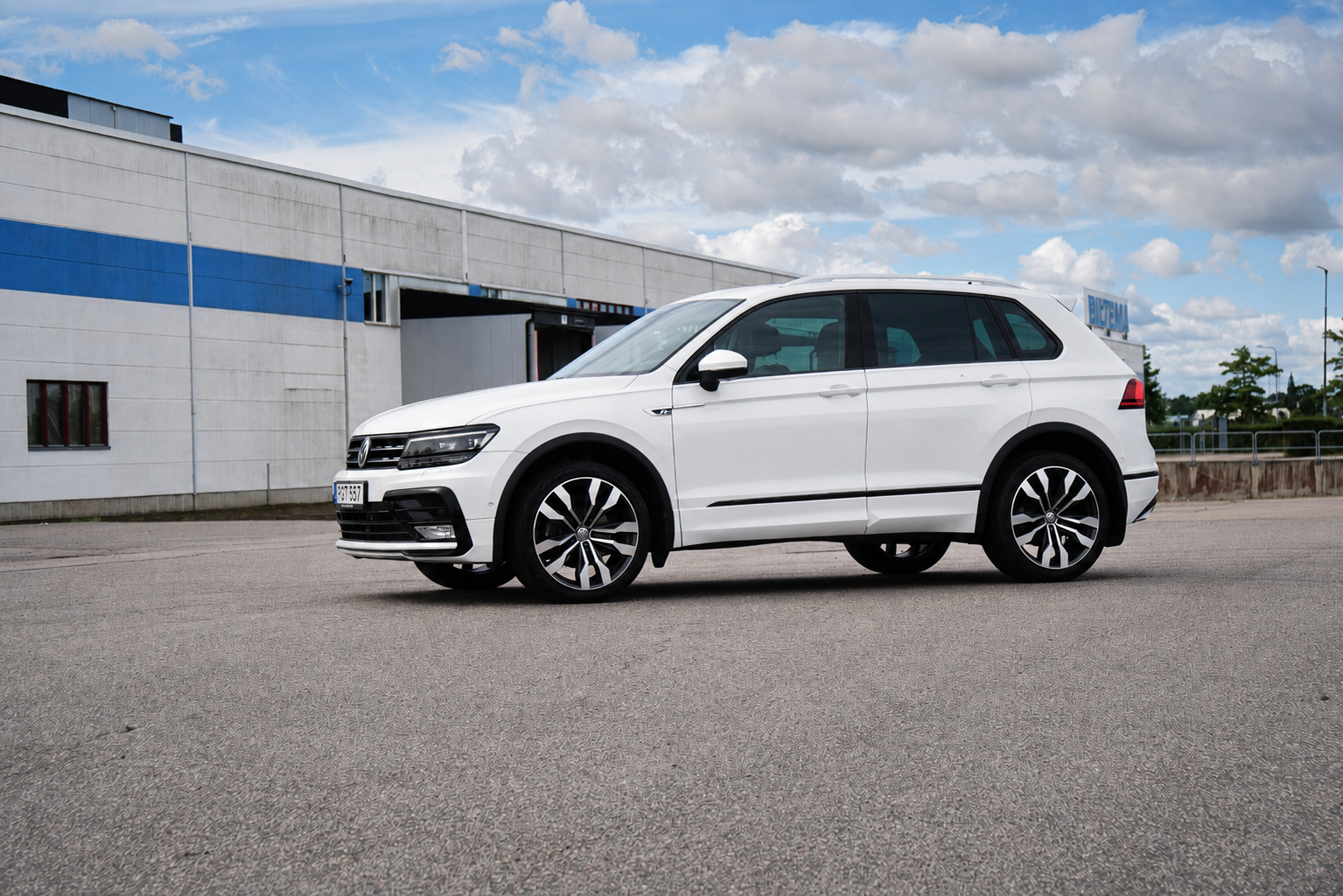 Volkswagen Tiguan 2017, bild 3/5