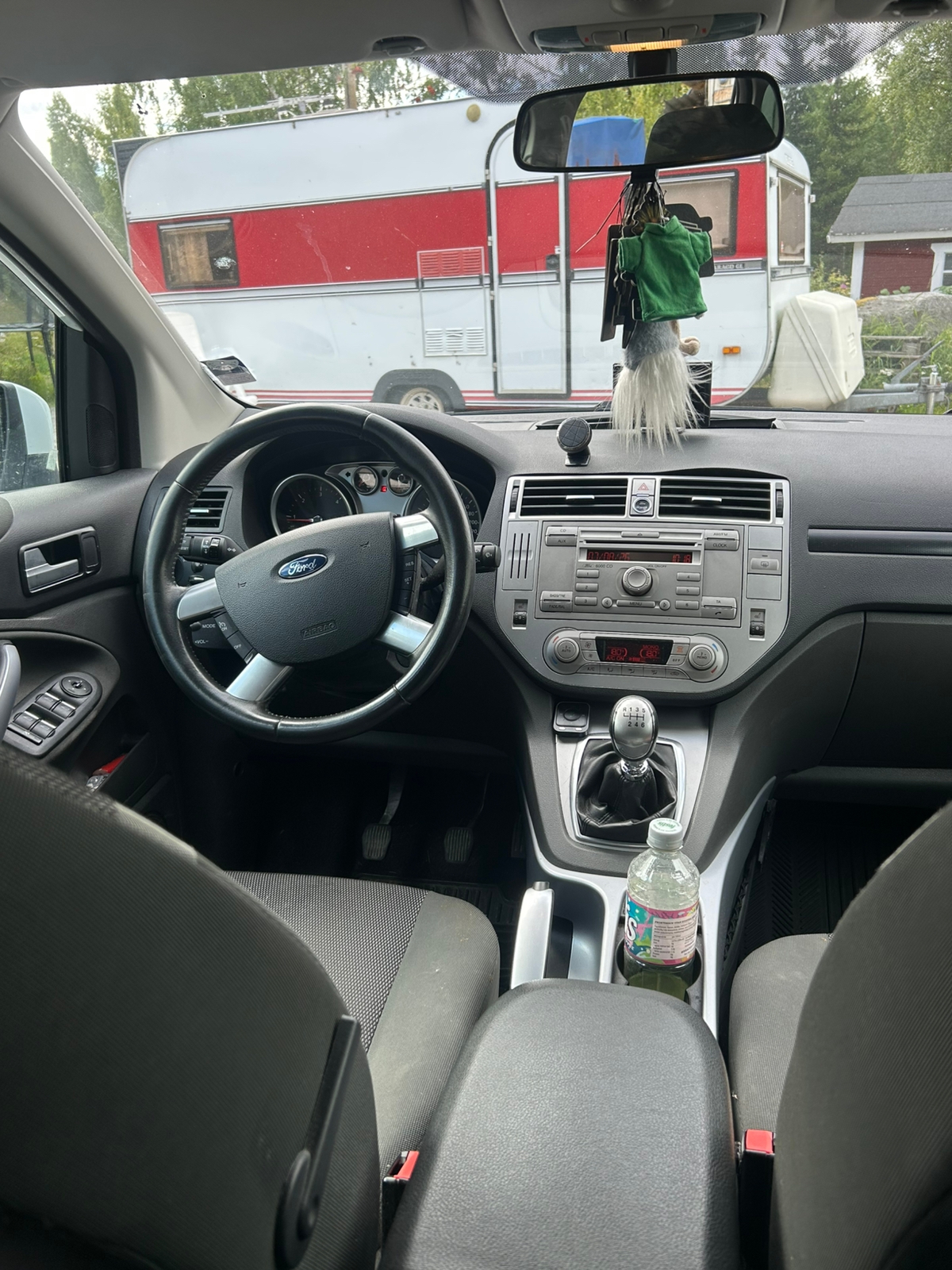 Ford Kuga 2.0 TDCi AWD Manuell 2010, bild 4/5