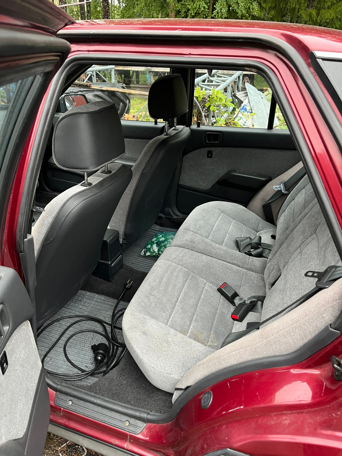 Mitsubishi Lancer 1991, bild 7/8