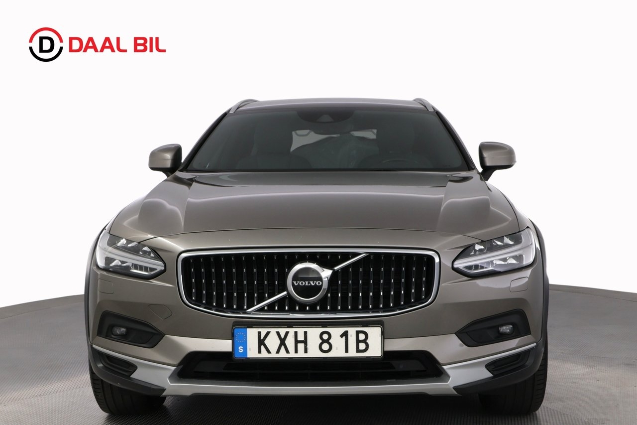 Volvo V90 Cross Country 2021, bild 2/10