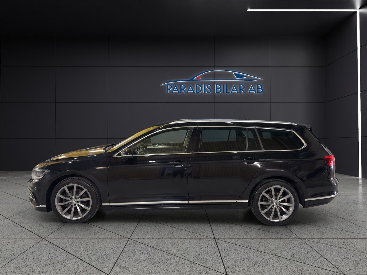 Volkswagen Passat 2018, bild 2/10