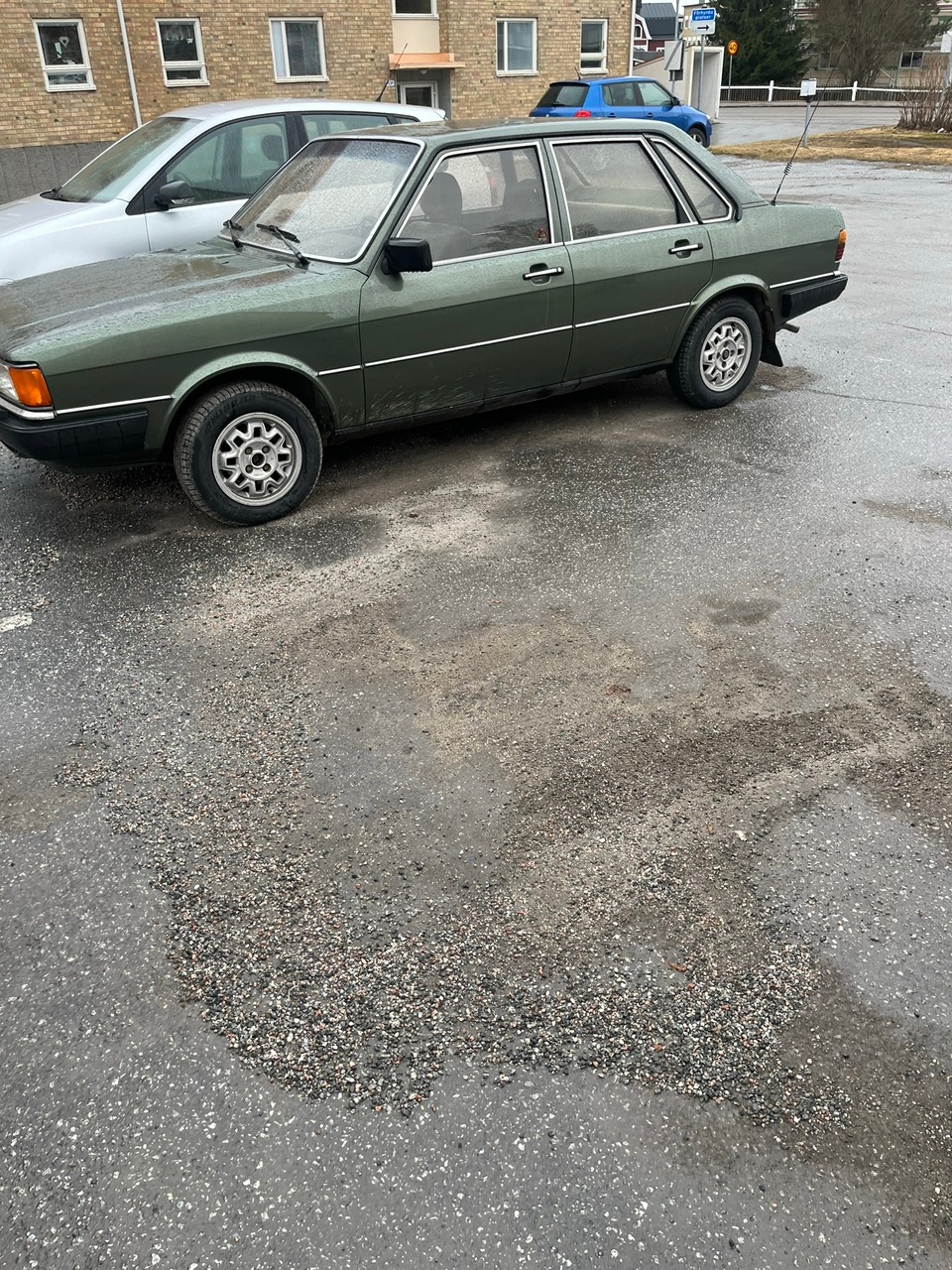 Audi 80