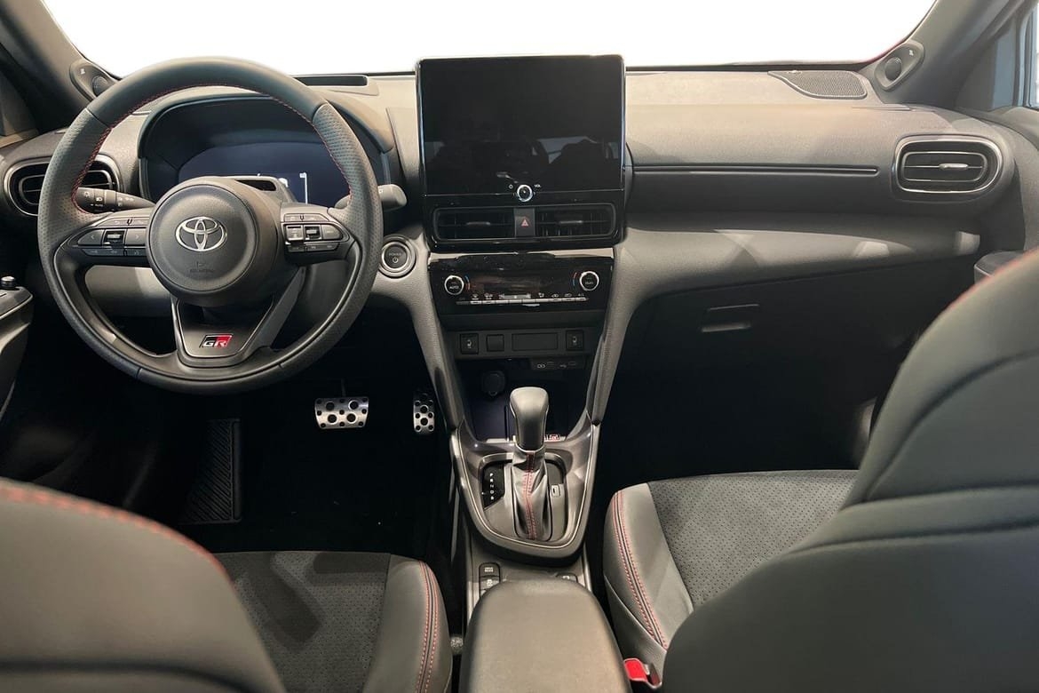 Toyota Yaris Cross 2026, bild 2/10