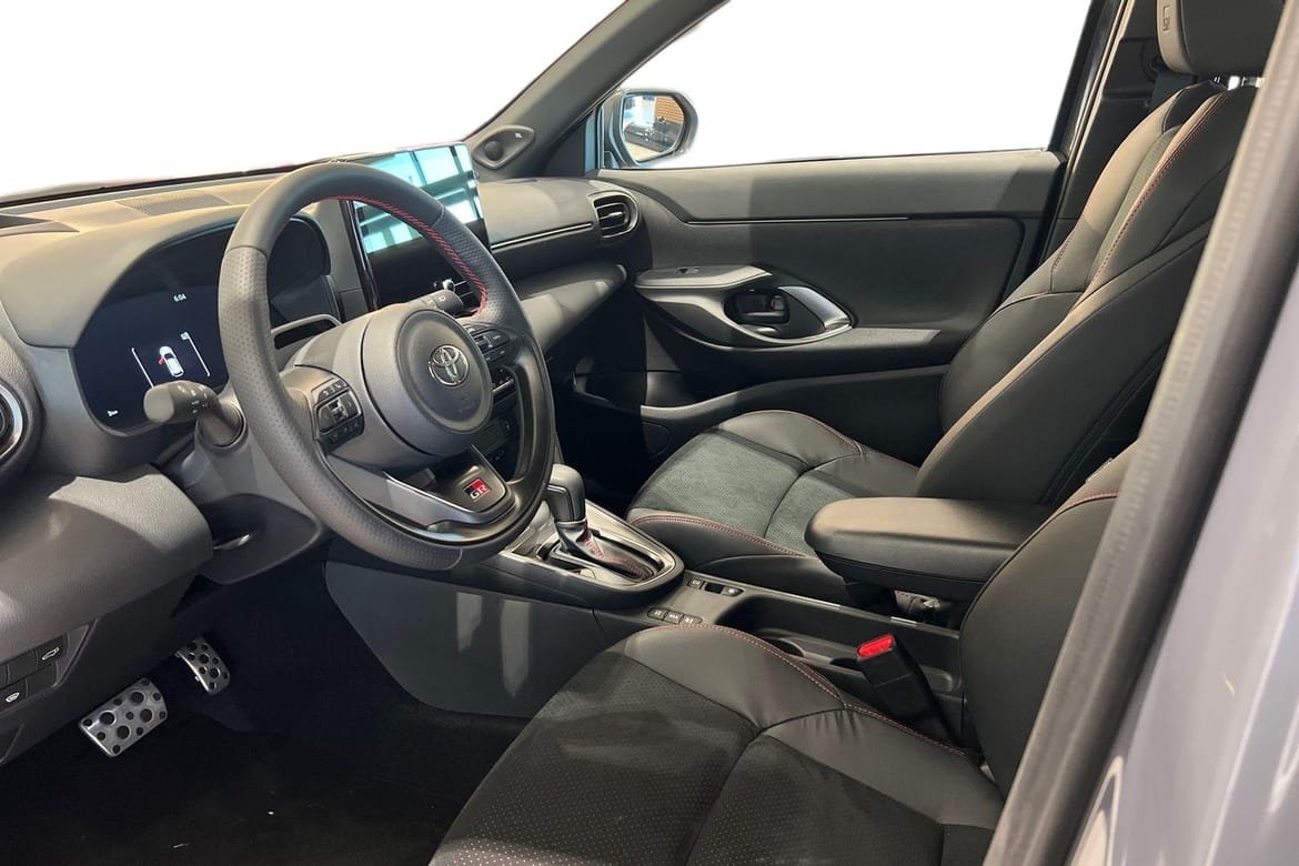 Toyota Yaris Cross 2026, bild 6/10