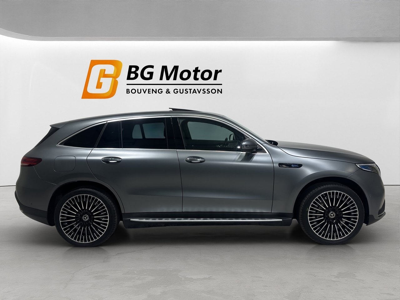Mercedes-Benz EQC 2020, kuva 4/22
