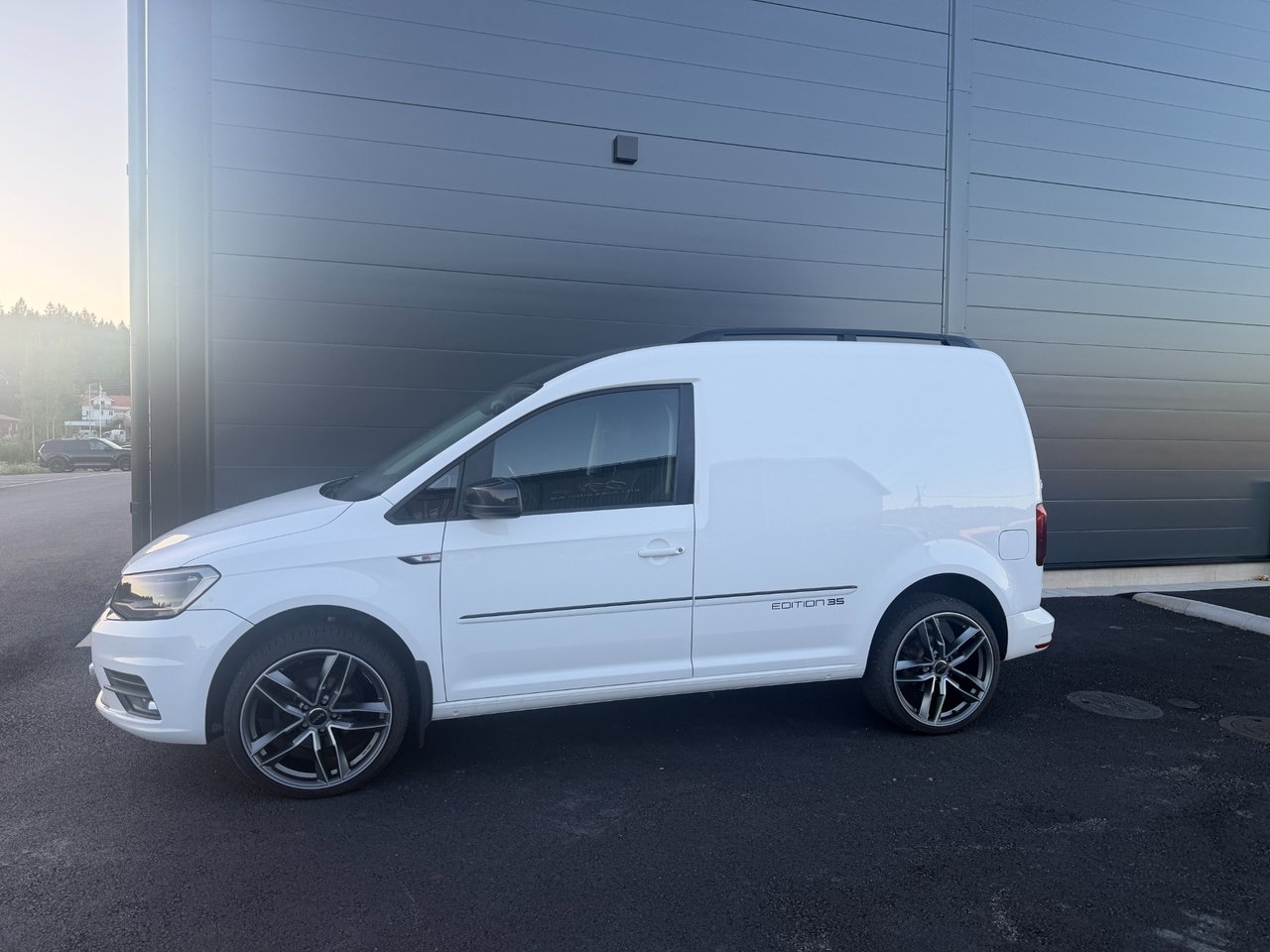 Volkswagen Caddy Edition 35 2018, bild 2/10