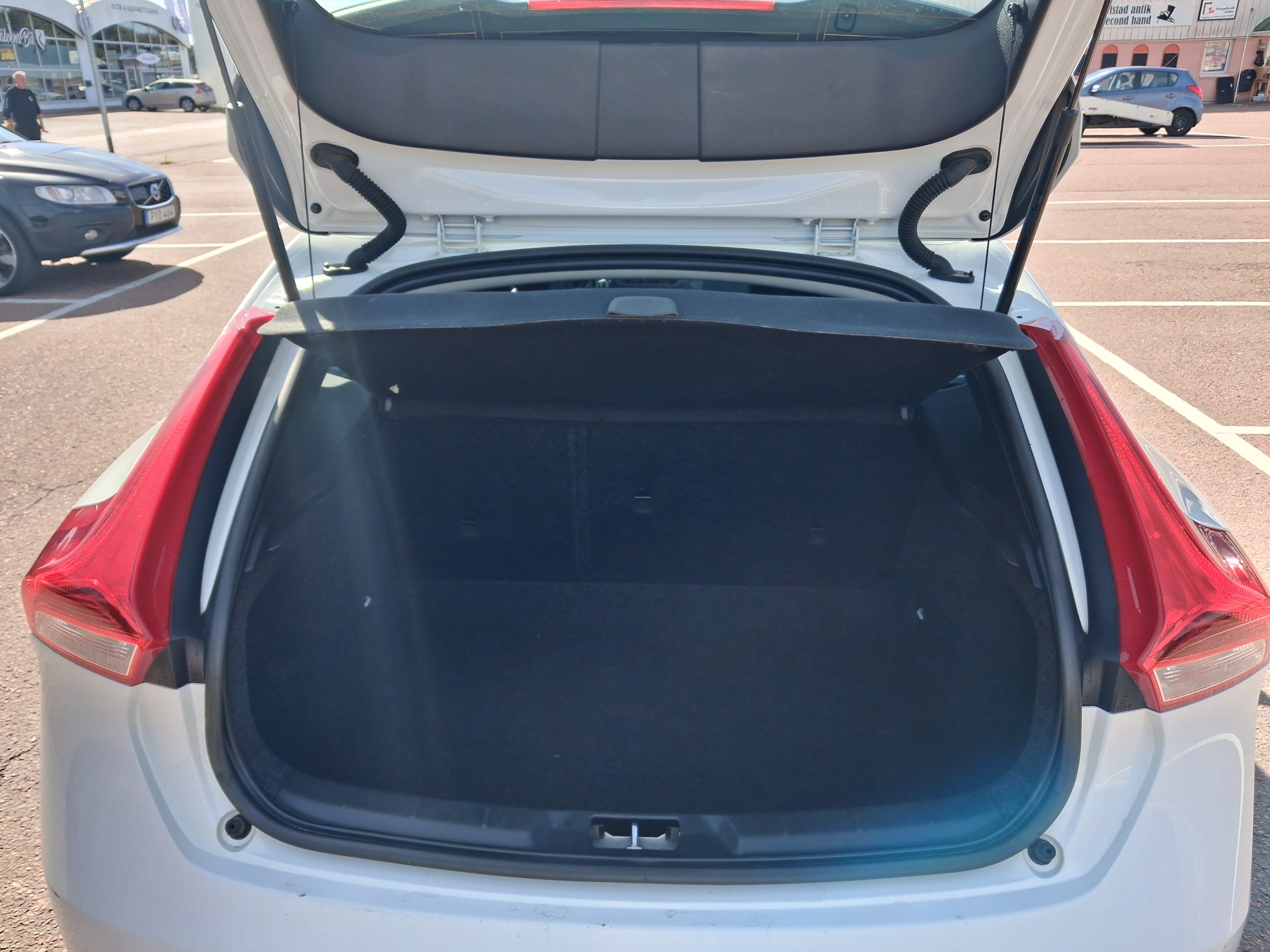 Volvo V40 T2 Geartronic 2016, bild 8/8