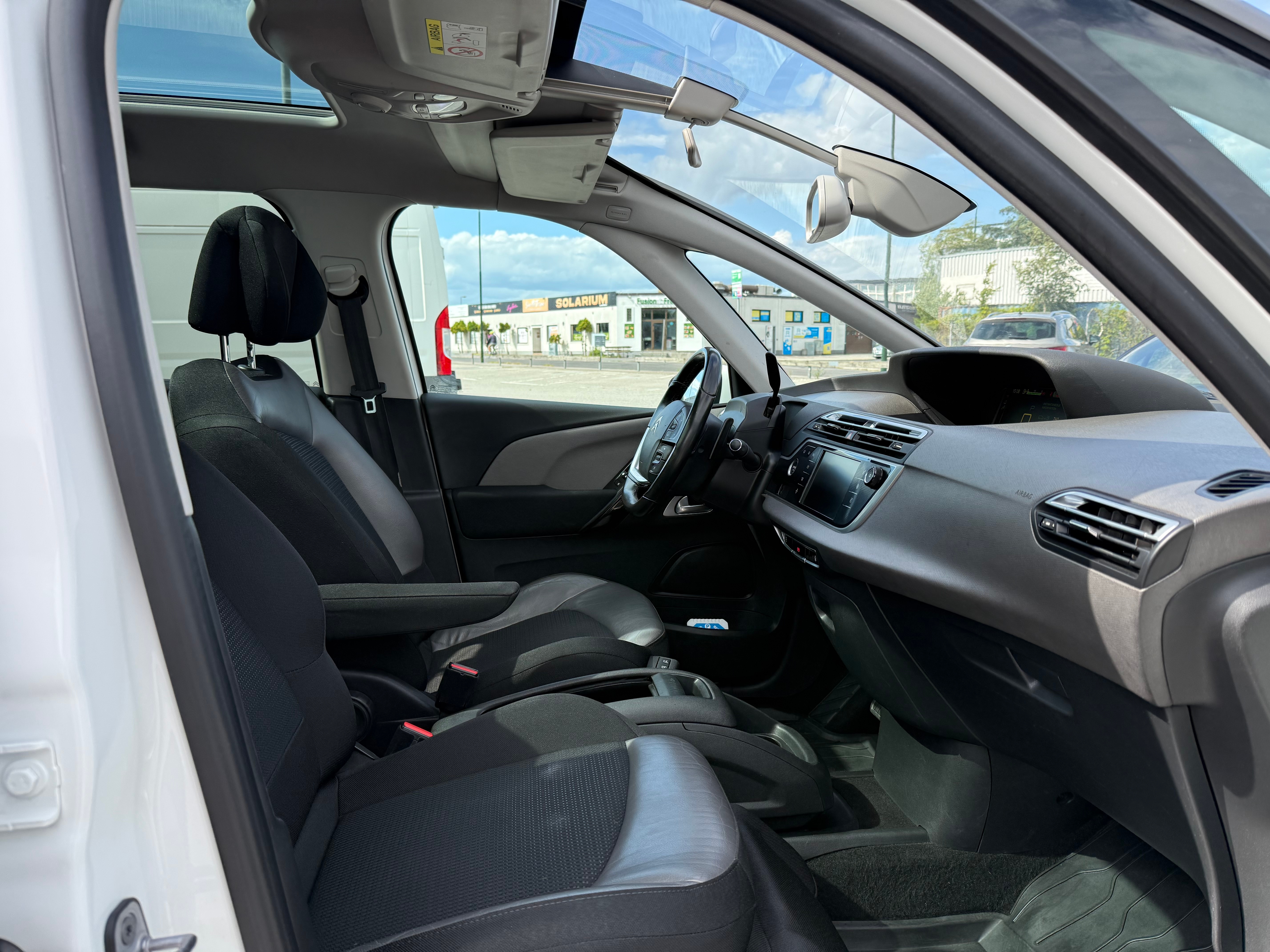 Citroen Grand C4 Picasso 2016, bild 3/10