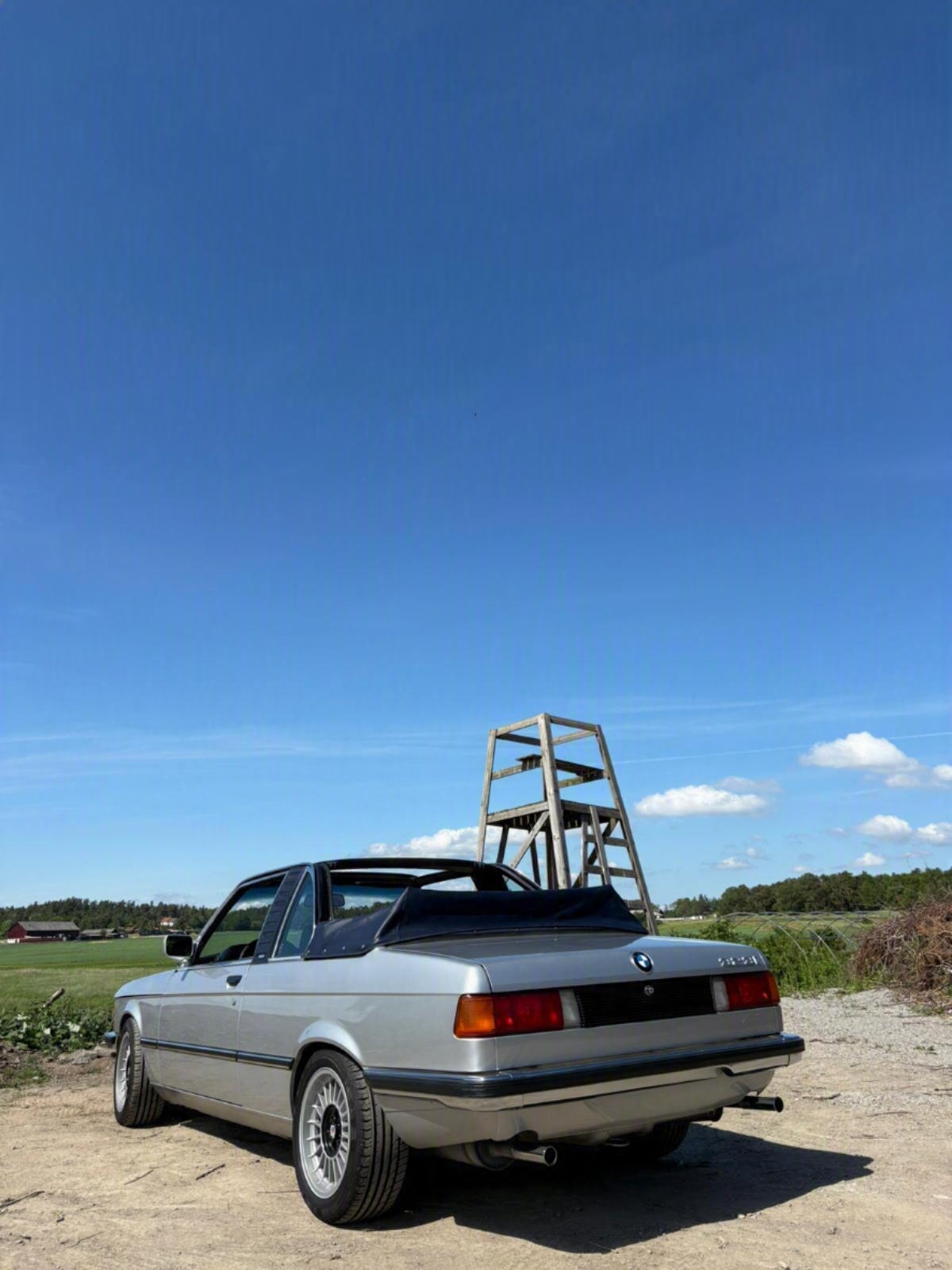 BMW 323
